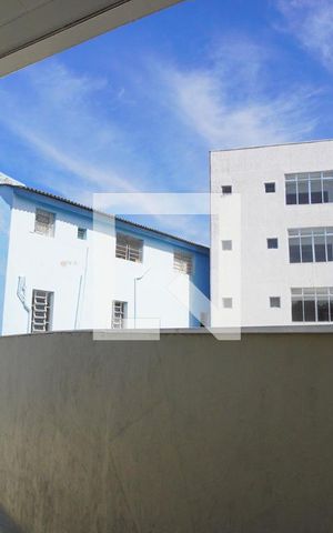 Casa à venda com 158m², 2 quartos e 1 vagaSuíte - Vista