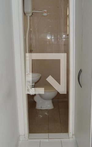 Apartamento à venda com 85m², 3 quartos e 1 vagaÁrea de serviço - Quarto e banheiro