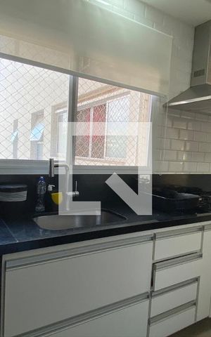 Apartamento para alugar com 132m², 3 quartos e 2 vagasCozinha
