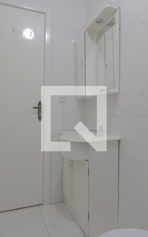 Casa de condomínio à venda com 80m², 1 quarto e 1 vagaBanheiro