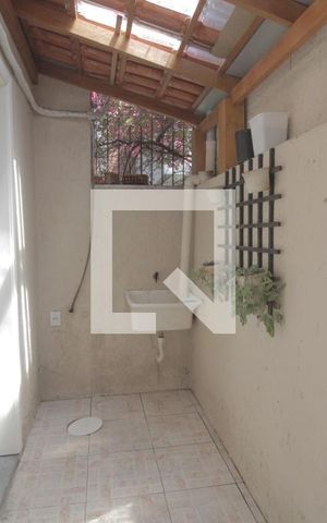 Casa de condomínio à venda com 80m², 1 quarto e 1 vagaÁrea de Serviço