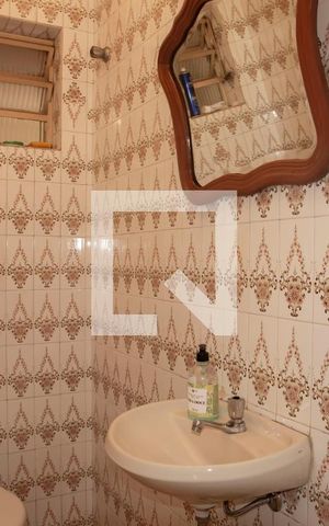 Casa à venda com 200m², 3 quartos e 3 vagasLavabo da Sala