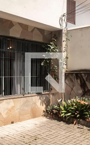 Casa à venda com 200m², 3 quartos e 3 vagasGaragem