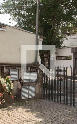 Casa à venda com 200m², 3 quartos e 3 vagasGaragem