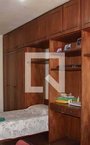 Casa à venda com 200m², 3 quartos e 3 vagasQuarto 2