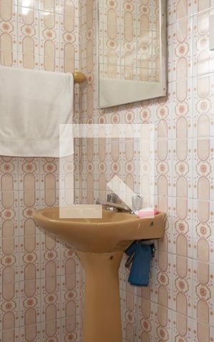 Casa à venda com 200m², 3 quartos e 3 vagasBanheiro