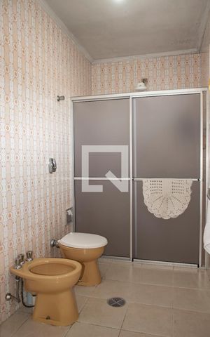 Casa à venda com 200m², 3 quartos e 3 vagasBanheiro