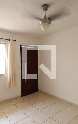 Casa para alugar com 70m², 2 quartos e 1 vagaSala