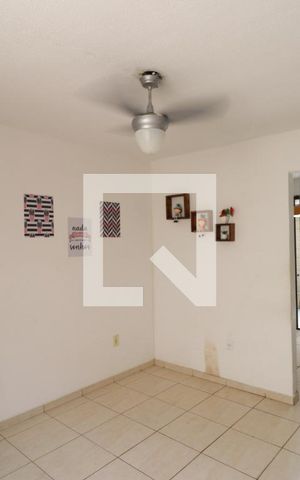 Casa para alugar com 70m², 2 quartos e 1 vagaSala