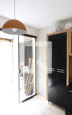 Casa para alugar com 70m², 2 quartos e 1 vagaCozinha