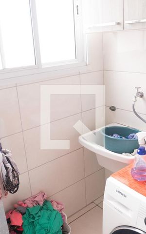 Apartamento para alugar com 78m², 2 quartos e sem vaga Apartamento para alugar com 78m², 2 quartos e sem vagaLAvanderia