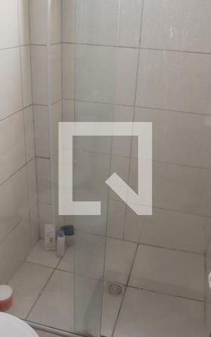Apartamento para alugar com 78m², 2 quartos e sem vaga