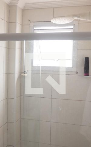 Apartamento para alugar com 78m², 2 quartos e sem vaga