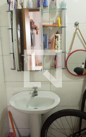 Apartamento para alugar com 78m², 2 quartos e sem vaga