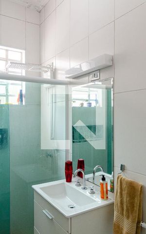 Casa à venda com 185m², 3 quartos e 5 vagas Casa à venda com 185m², 3 quartos e 5 vagasBanheiro Social