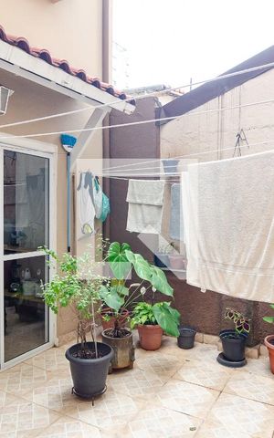 Casa à venda com 185m², 3 quartos e 5 vagas Casa à venda com 185m², 3 quartos e 5 vagasLavanderia