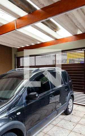 Casa à venda com 185m², 3 quartos e 5 vagas Casa à venda com 185m², 3 quartos e 5 vagasGaragem