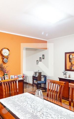 Casa à venda com 185m², 3 quartos e 5 vagas Casa à venda com 185m², 3 quartos e 5 vagasSala de Jantar