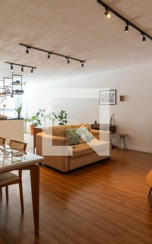 Apartamento à venda com 124m², 2 quartos e sem vaga Apartamento à venda com 124m², 2 quartos e sem vagaSala