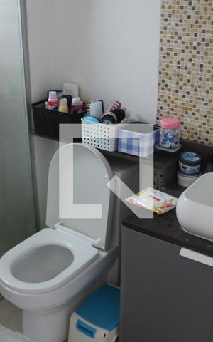 Apartamento à venda com 140m², 2 quartos e 2 vagasBanheiro da Suíte