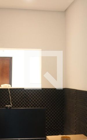 Apartamento à venda com 140m², 2 quartos e 2 vagasEscritório