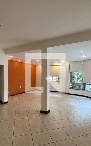 Apartamento à venda com 220m², 4 quartos e 2 vagas Apartamento à venda com 220m², 4 quartos e 2 vagasSala 01