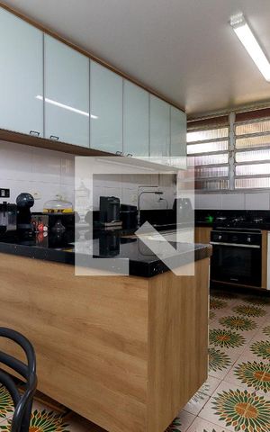 Casa para alugar com 450m², 3 quartos e 5 vagas Casa para alugar com 450m², 3 quartos e 5 vagasCozinha