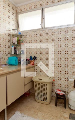 Casa para alugar com 450m², 3 quartos e 5 vagas Casa para alugar com 450m², 3 quartos e 5 vagasBanheiro 2