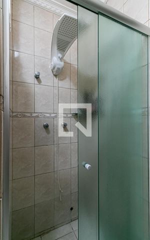 Casa à venda com 280m², 3 quartos e 2 vagasBanheiro 2