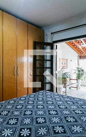 Casa à venda com 280m², 3 quartos e 2 vagasSuíte