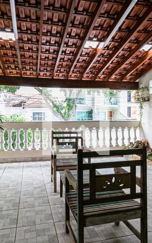 Casa à venda com 280m², 3 quartos e 2 vagasSuíte - Varanda
