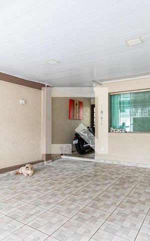 Casa à venda com 280m², 3 quartos e 2 vagasGaragem