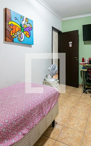 Casa à venda com 280m², 3 quartos e 2 vagasDormitório 2