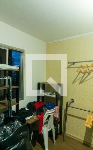 Casa à venda com 210m², 4 quartos e 3 vagas Casa à venda com 210m², 4 quartos e 3 vagasQuarto 4