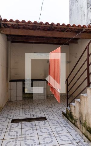 Casa à venda com 70m², 2 quartos e 1 vaga Casa à venda com 70m², 2 quartos e 1 vagaQuintal
