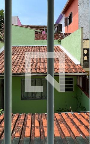 Casa à venda com 160m², 2 quartos e 1 vaga Casa à venda com 160m², 2 quartos e 1 vagaVista
