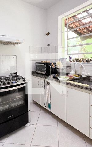 Casa à venda com 160m², 2 quartos e 1 vaga Casa à venda com 160m², 2 quartos e 1 vagaCozinha