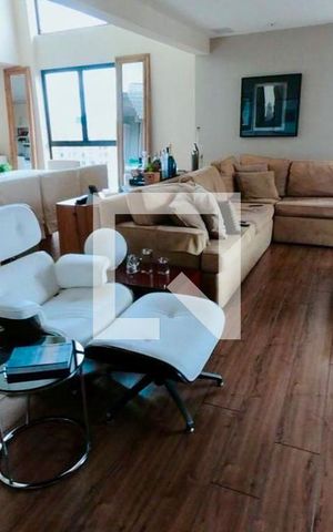 Apartamento à venda com 135m², 2 quartos e 2 vagas Apartamento à venda com 135m², 2 quartos e 2 vagasSala