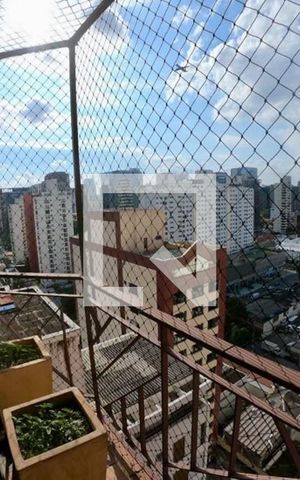 Apartamento à venda com 135m², 2 quartos e 2 vagas Apartamento à venda com 135m², 2 quartos e 2 vagasVista
