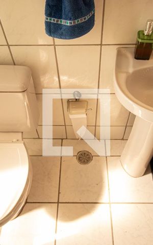 Apartamento à venda com 72m², 2 quartos e sem vaga Apartamento à venda com 72m², 2 quartos e sem vagaBanheiro