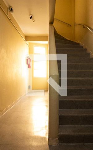 Apartamento à venda com 72m², 2 quartos e sem vaga Apartamento à venda com 72m², 2 quartos e sem vagaCorredor