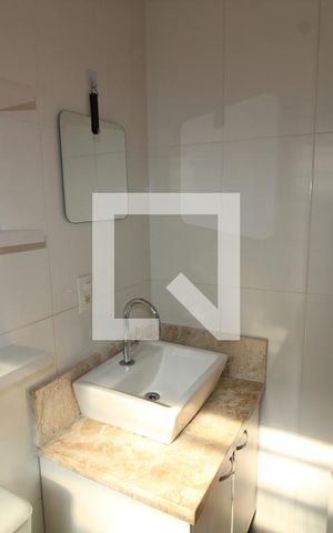 Casa à venda com 60m², 2 quartos e 1 vagaBanheiro da Suíte 2