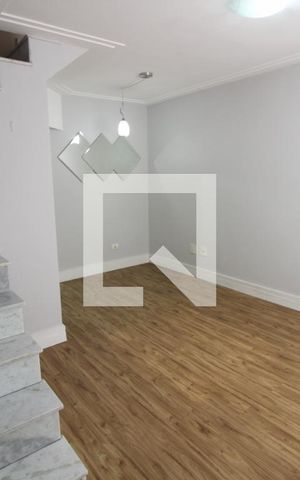 Casa à venda com 60m², 2 quartos e 1 vagaSala/Cozinha