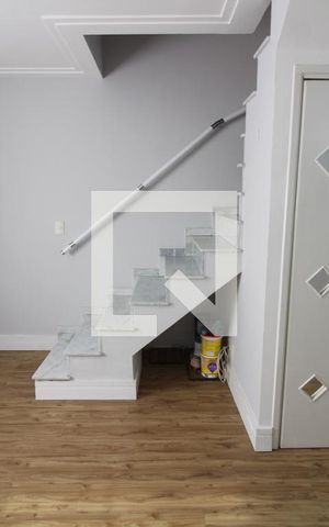 Casa à venda com 60m², 2 quartos e 1 vagaSala/Cozinha