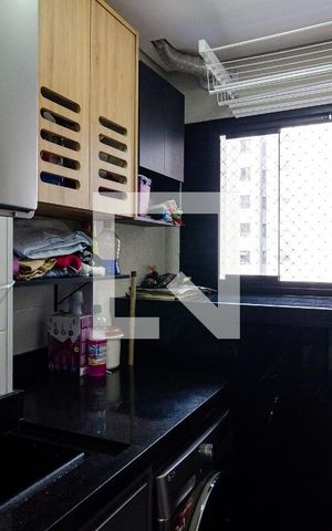 Apartamento à venda com 81m², 2 quartos e 2 vagasLavanderia