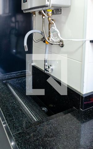 Apartamento à venda com 81m², 2 quartos e 2 vagasLavanderia