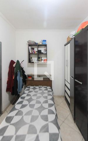 Casa à venda com 90m², 4 quartos e 1 vagaQuarto