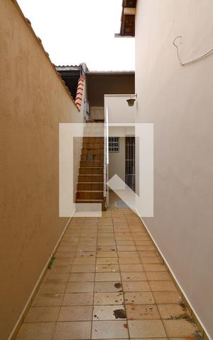 Casa à venda com 200m², 3 quartos e 2 vagasQuintal