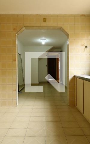 Casa à venda com 200m², 3 quartos e 2 vagasCozinha