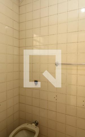 Casa à venda com 200m², 3 quartos e 2 vagasBanheiro de Serviço